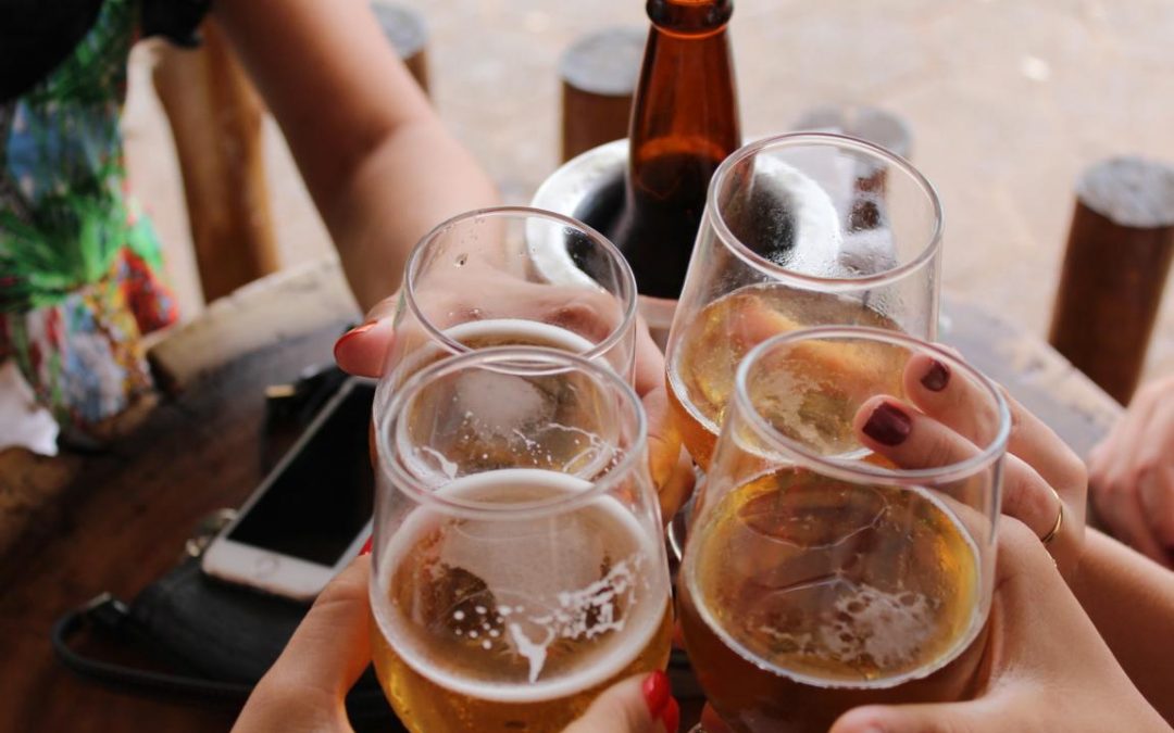 Alkohol und Drogen: Wo bekomme ich Hilfe bei Sucht?